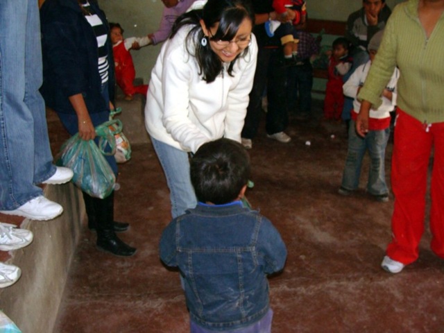 [CIAF2008EntregadeDonaciones2008f173.jpg]