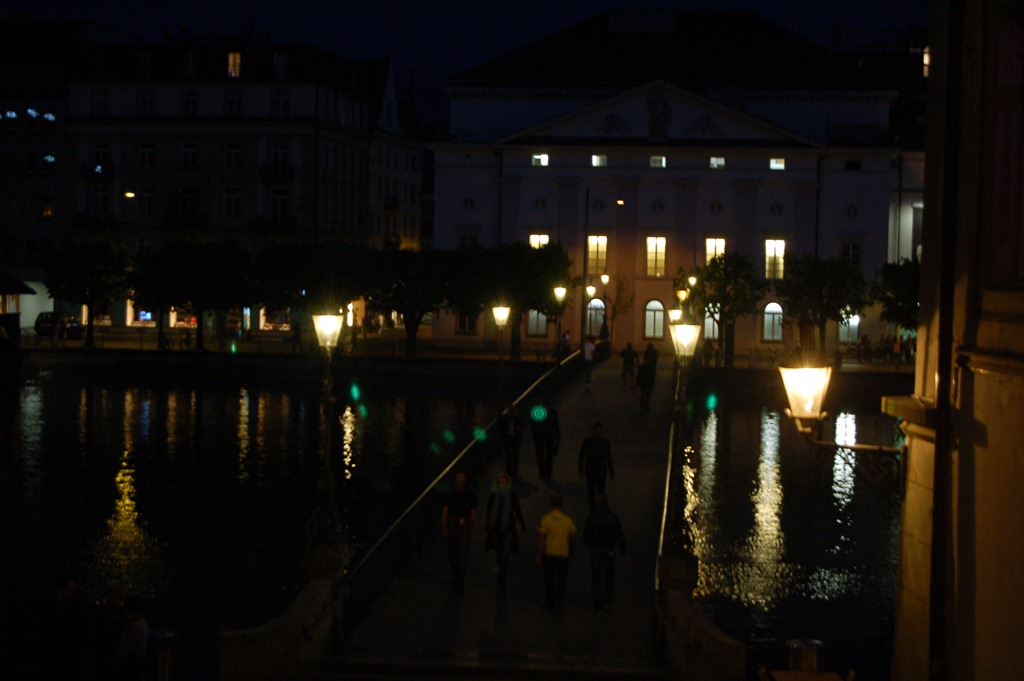 [DSC_06083.jpg]