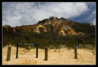 Pinnacles - piskové sedimenty různých barev