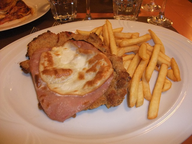 [DSCF23662.jpg]