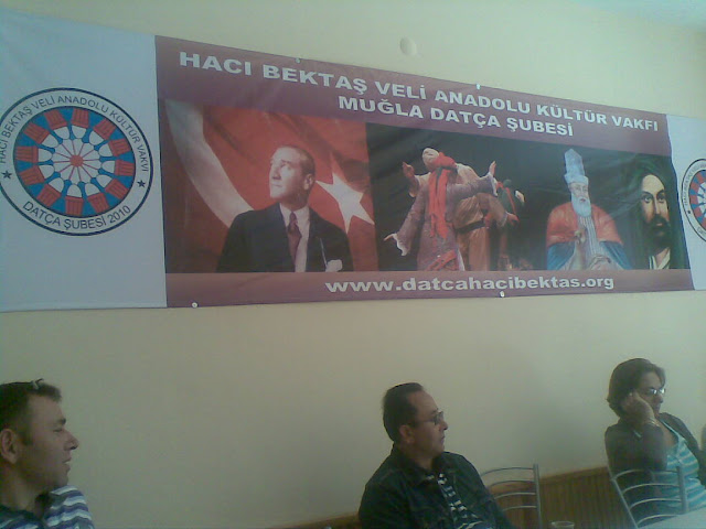 19 Mays 2010 Cumhuriyet Alanndaki Atatrk Antna elenk Koyma Treni ve Kahvalt Toplants!   Resmi byk grmek iin ltfen tklaynz... 