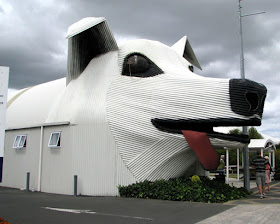 150 Strange Buildings of the World Seen On coolpicturesgallery.blogspot.com Or www.CoolPictureGallery.com 