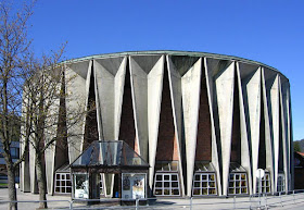 150 Strange Buildings of the World Seen On coolpicturesgallery.blogspot.com Or www.CoolPictureGallery.com 