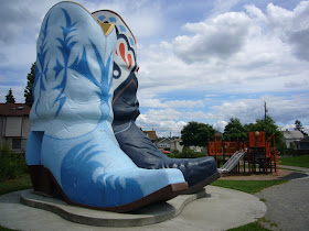 150 Strange Buildings of the World Seen On coolpicturesgallery.blogspot.com Or www.CoolPictureGallery.com 
