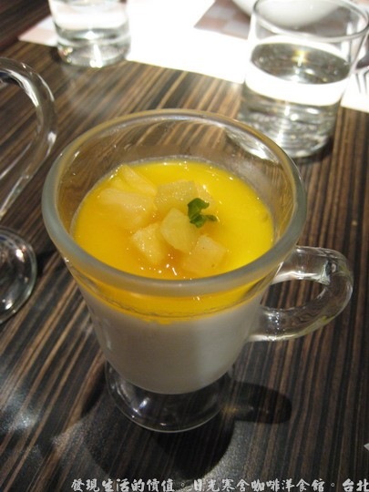 日光寒舍咖啡洋食館,甜點-義式鮮奶酪 日光寒舍咖啡洋食館,甜點-義式鮮奶酪