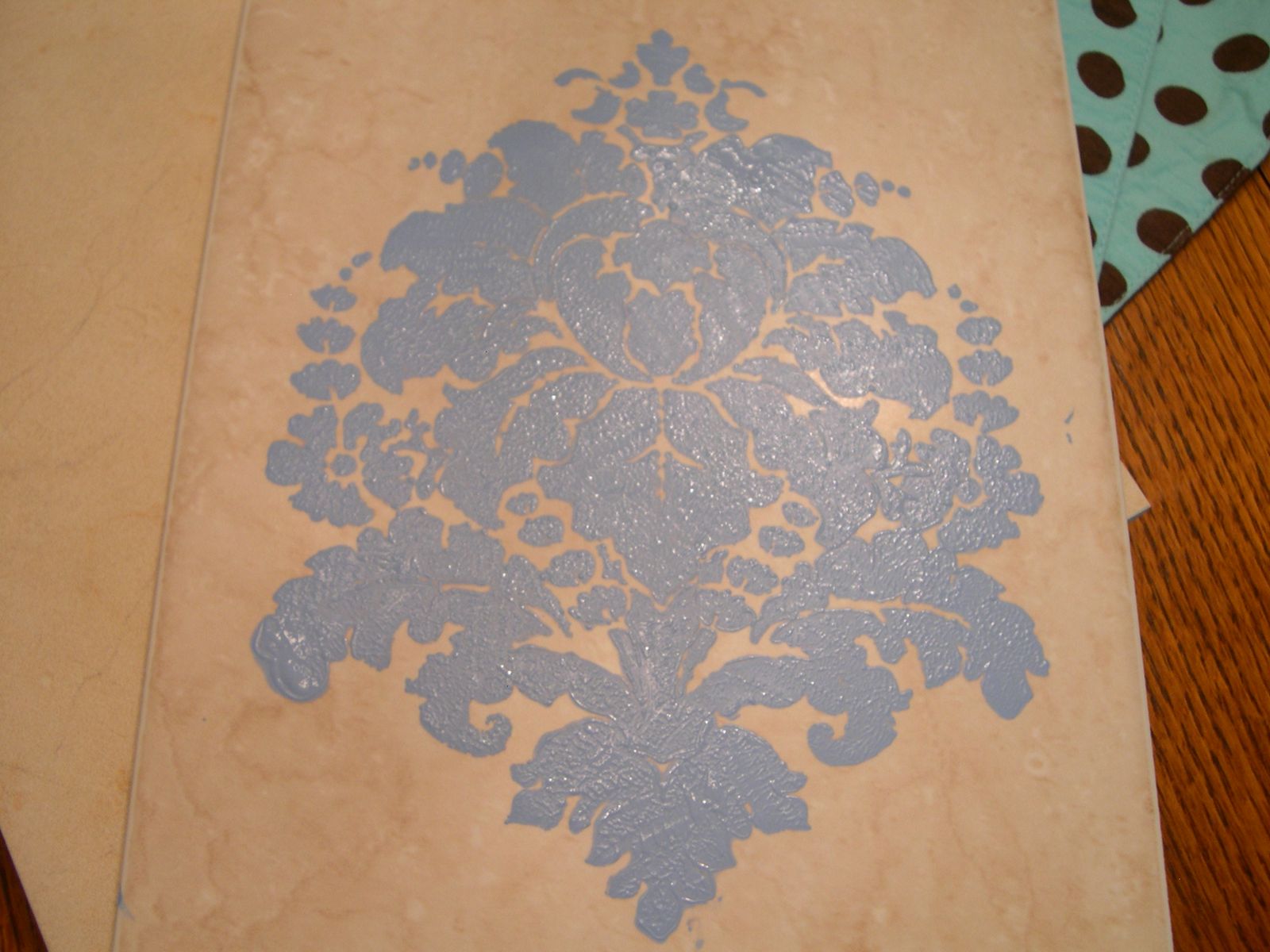 The Miss Adventures of Susie Homemaker Ceramic Tile Trivet Tutorial