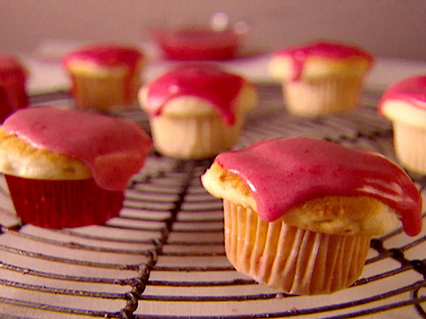 ei1010_minicupcakes_lg.jpg