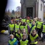3de-nov10-bezoek kerkhof