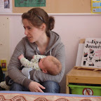 gelevlindertjesklas-april- juf Jennemie en baby Leon