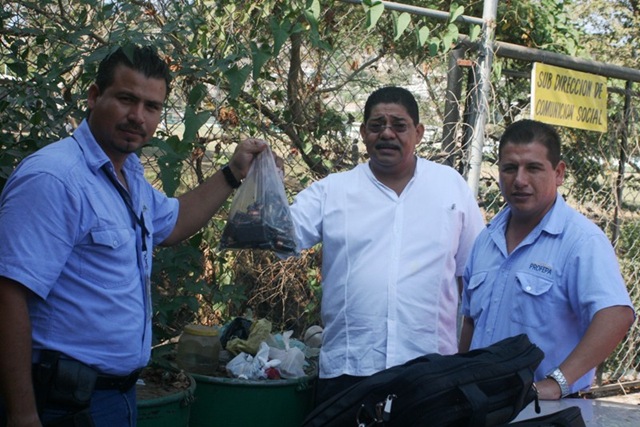 [Copia (2) de ENTREGA DE PILAS A PROFEPA OK[3].jpg]