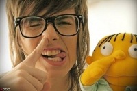 [4689565defac3e6a392ccb6fe7f21b25-tb_200[2].jpg]