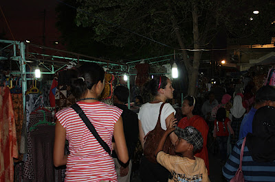  Yogyakarta   Tempel, Tempel, Tempel und ein unsichtbarer Vulkan