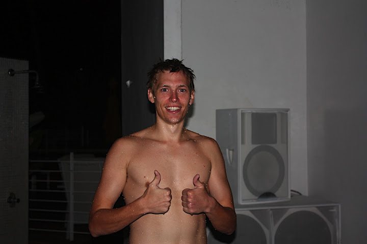 Thumbs Up ! ;) der Norweger (DOOFES HIRN! :o )