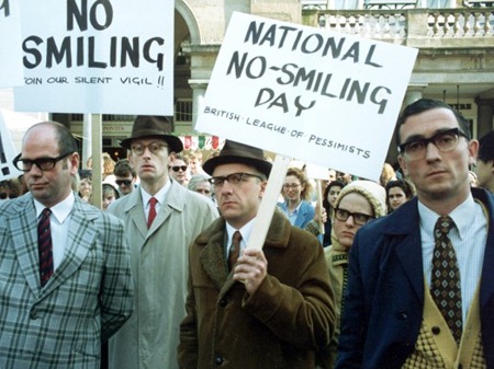 NoSmiling NoSmiling
