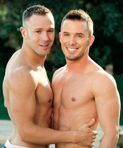 [gay couple 10.jpg]
