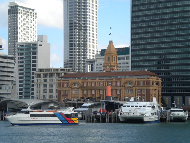 [auckland 074[2].jpg]