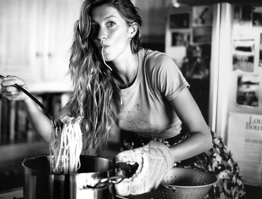 [elle_feb2009_5[3].jpg]
