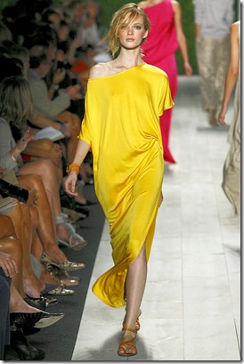 MICHAEL-KORS-SPRING-RTW-2011-PODIUM-062_runway