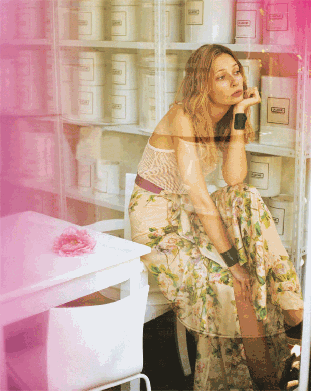 [marie_claire_fr2011_11[7].gif]