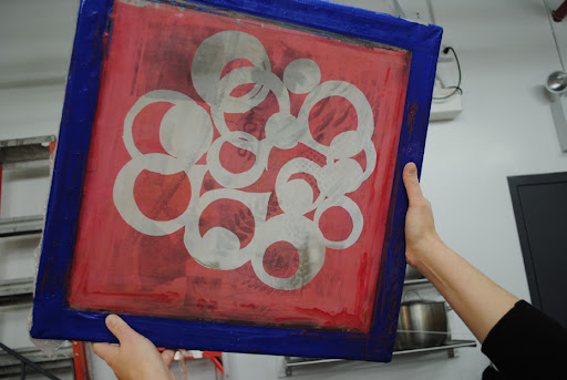 The result is a lively, abstract screen design. The result is a lively, abstract screen design.