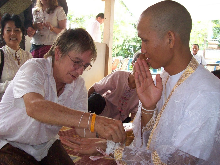 A special Baisi Su kwan is given for a monk ceremony Dalyn,Yoon,Prayoon