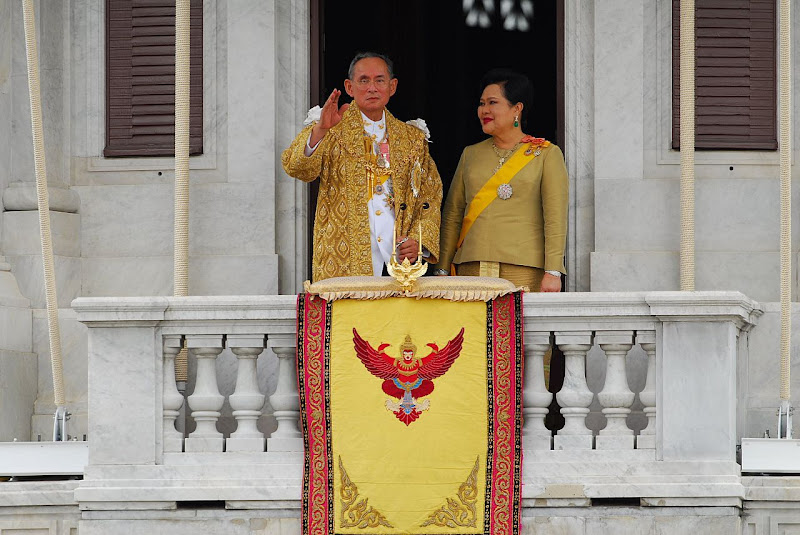 รูปภาพ พระบรมฉายาลักษณ์ ราชินีของปวงชนชาวไทย สมเด็จพระนางเจ้าสิริกิติ์ พระบรมราชินีนาถ