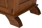 Baroque Cedar Chest in Mahogany Oak