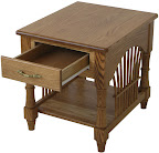 Country Sheaf End Table, Oak Hardwood, Medium Finish