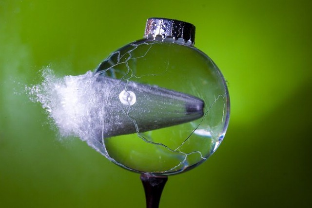 [high_speed_photography_01[9].jpg]