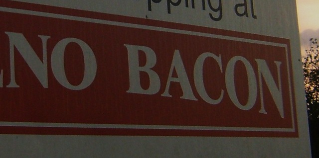 [Pokeno Bacon[4].jpg]