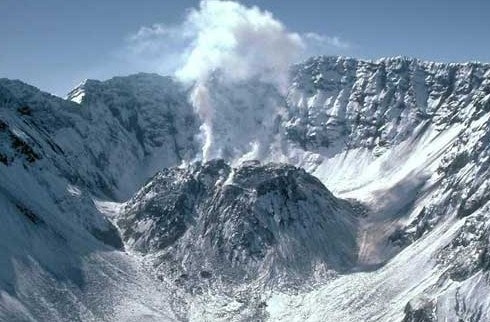[Mount St Helen Crater[3].jpg]