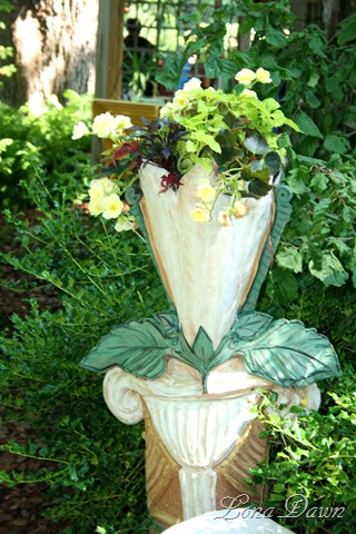 [HH_EverBloomerPlanters_2010[8].jpg]