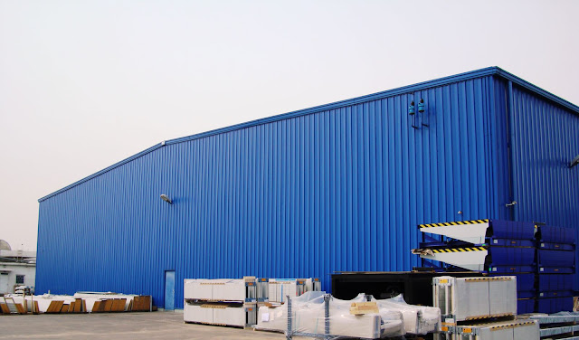 Больше ЛМК в России www.steelbuildings.ru ТЕСТ-ДРАЙВ металлического здания ASTRON Buildings в Петербурге состоится 17 ноября Z008 года +7 812 380 25 50(многоканальный) www.strek.ru