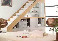 Agencement intérieur : Aménagement sous-escalier