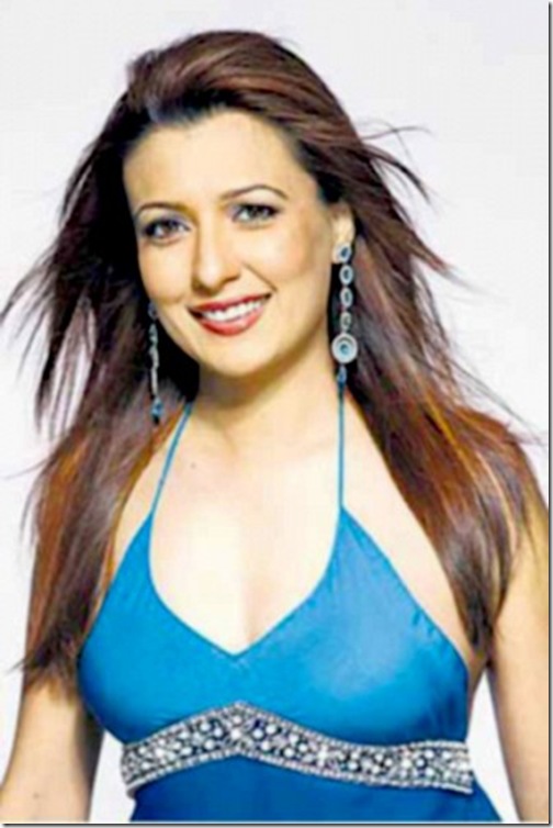 Tv-Actress-Mini-Mathur (1)