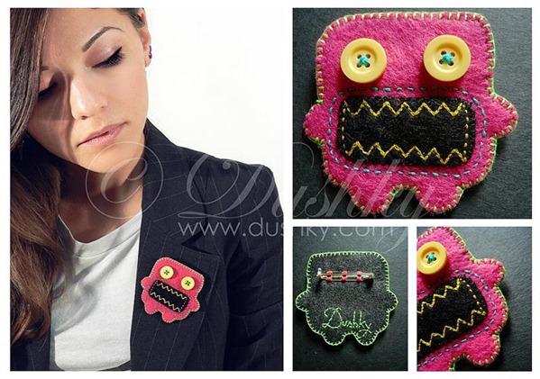 brooch square pink monster 