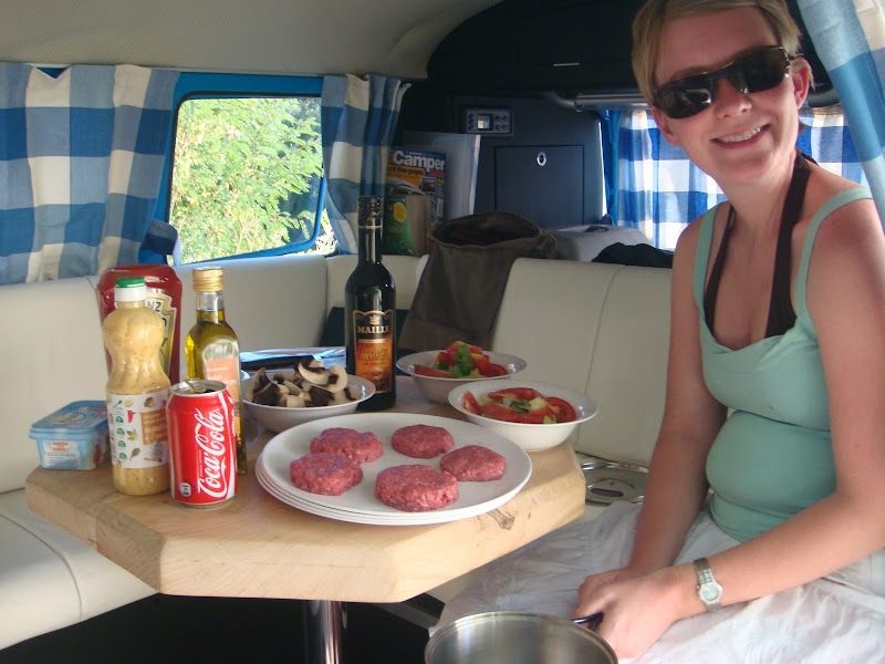 VW France - Camping at Millau - Mmm Burgers