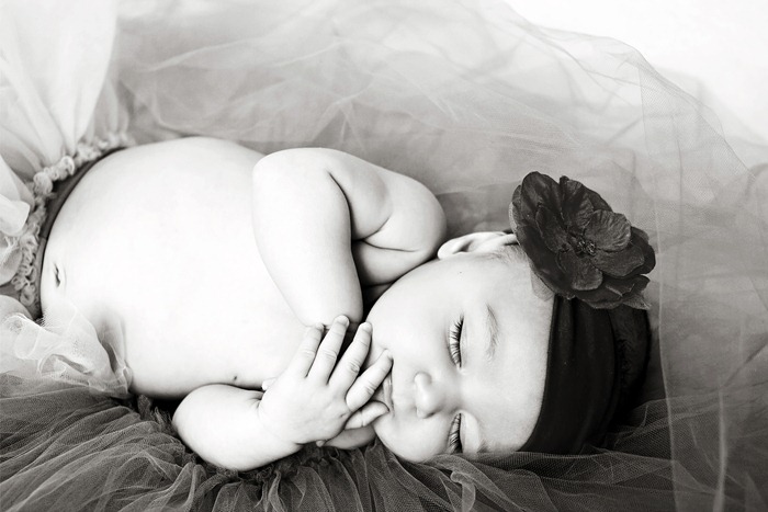 [print ashlyn tutu 2 bw[7].jpg]