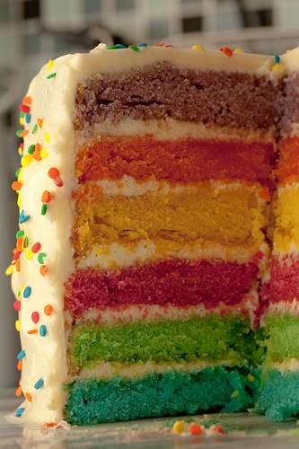 [rainblow-cake4.jpg]