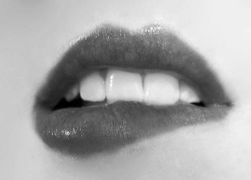 [lips6.jpg]