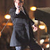 d23k937.jpg, Tom Cruise, Day and Knight, Dreharbeiten, Dach, Verfolgungsjagd Ÿber den DŠchern von Salzburg, Hollywood in Salzburg, Hotel Stein, Salzburg, 20091123, Foto: Wildbild, Tom Cruise Stunt
