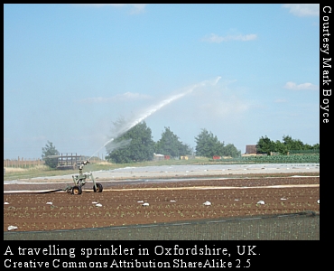Travelling sprinkler