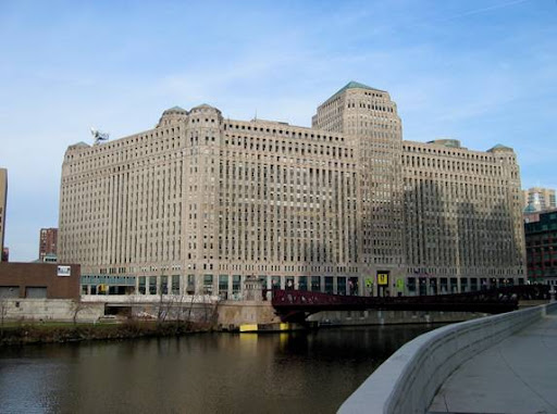 Huge architecture around the world Biggest architecture around the world