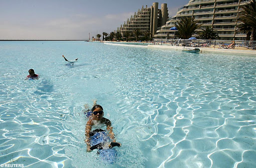 World's Largest Swimming Pool World's Largest Swimming-Pool