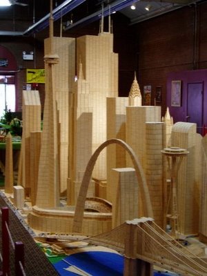 [Great-Architecture-and-Art-Using-Toothpick (7).jpg]