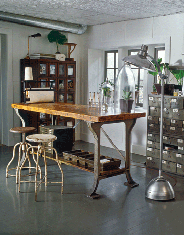 [metal stool[2].gif]