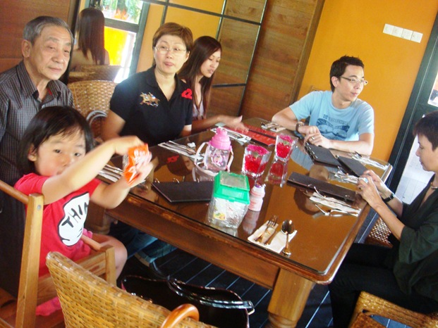 [DSC041993.jpg]