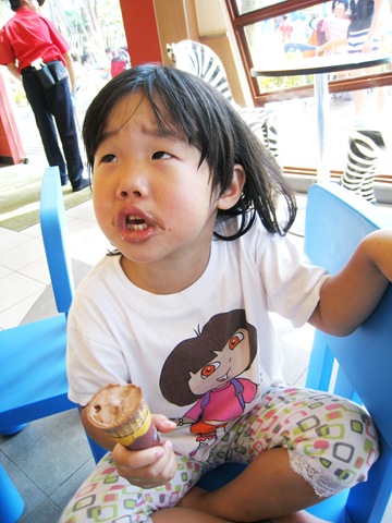 [26 Nov 082[4].jpg]