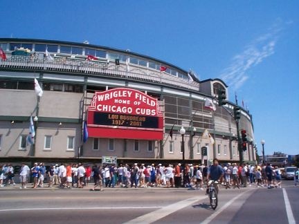 [wrigleyoutside[4].jpg]