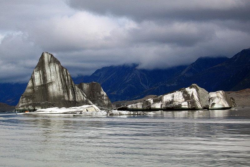 [Striped Icebergs - Amazing Nature Photos (1)[3].jpg]